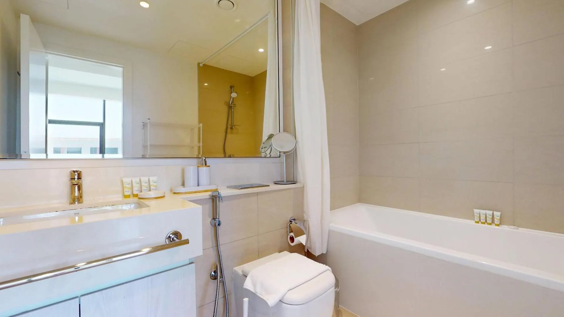 Chic 2 Bedroom Apartment - Park Point - Dubai Hills